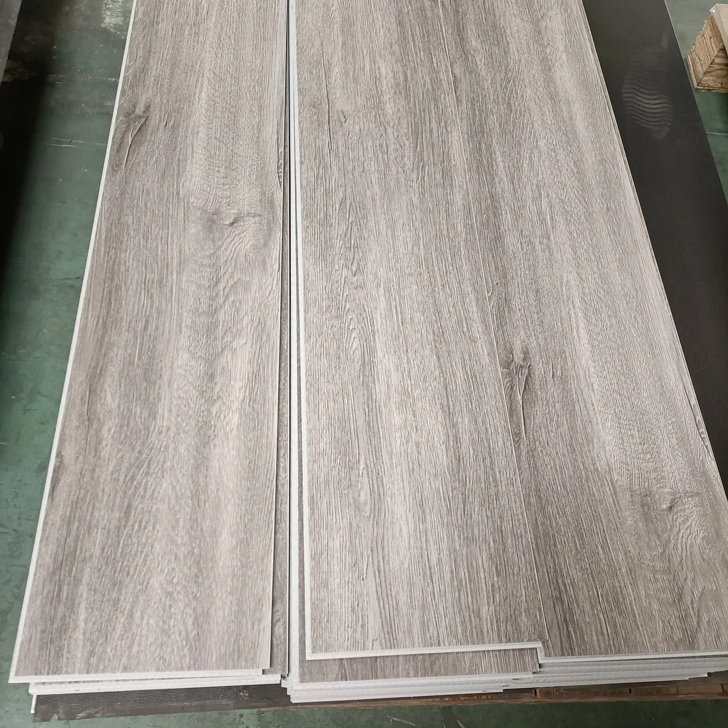 wood grain PVC vinyl LVT glue down floor for concrete prefab homes