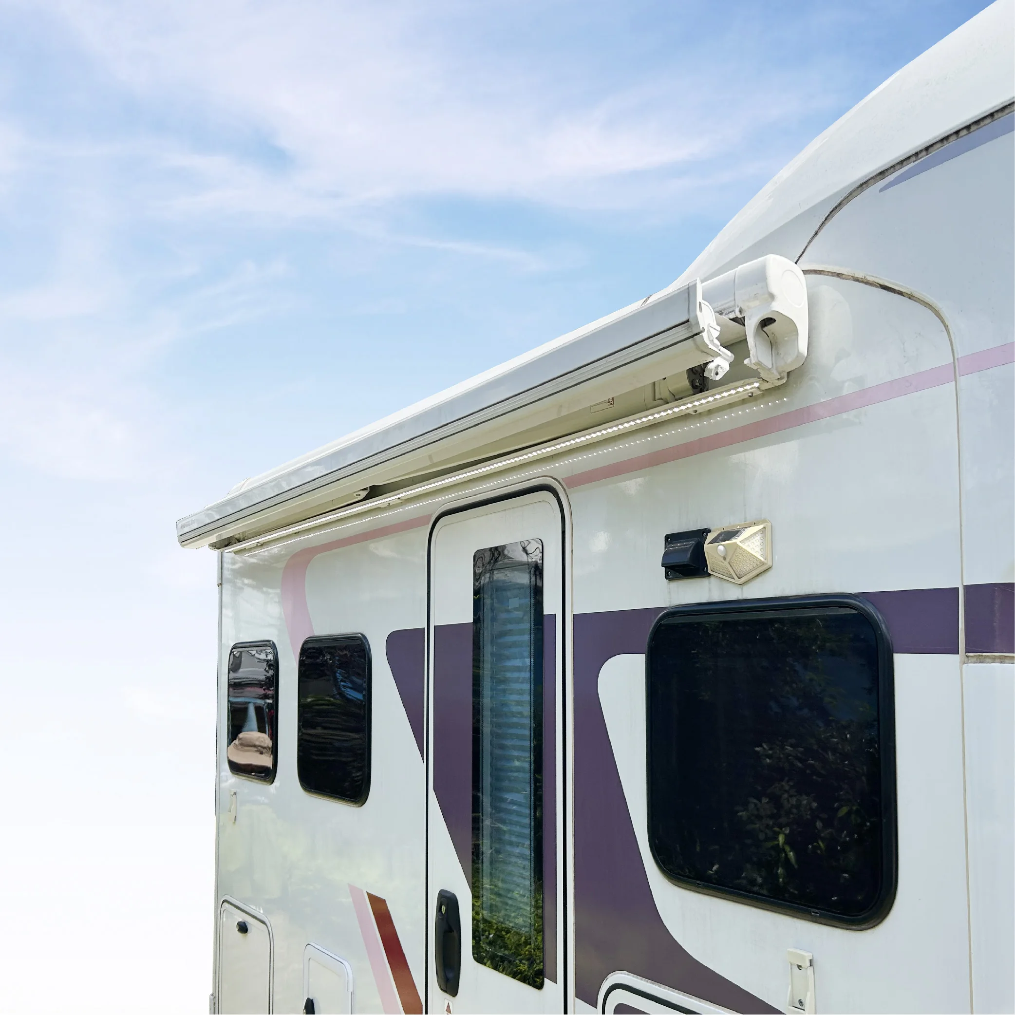 Awnlux W5500 High strength Aluminum Alloy Frame Manual Caravan Trailer RV Awning Sun Shade Camper Van Awning