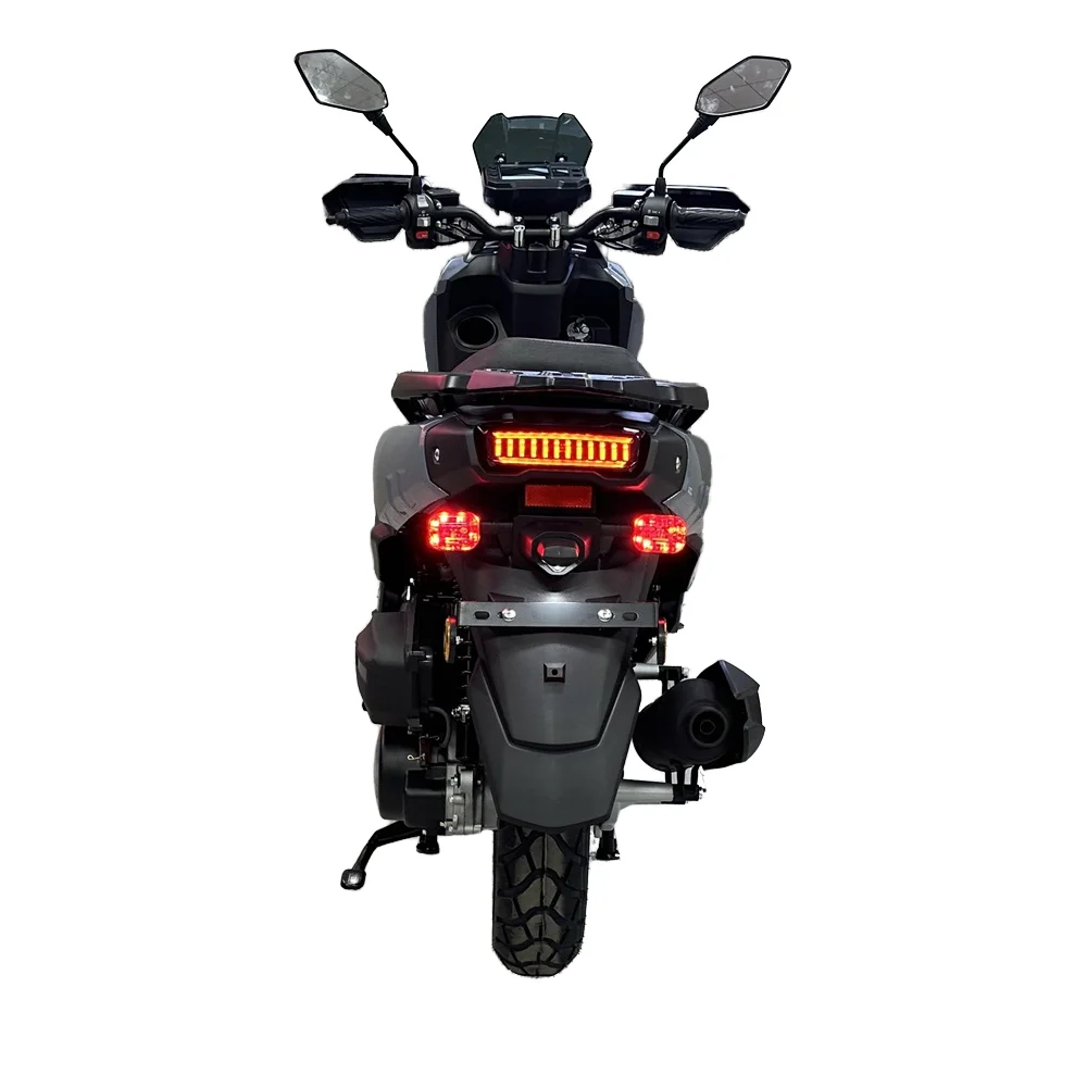 Factory Wholesale 150CC Gasoline Scooter Motorcycle New Design with Double Disc Brake