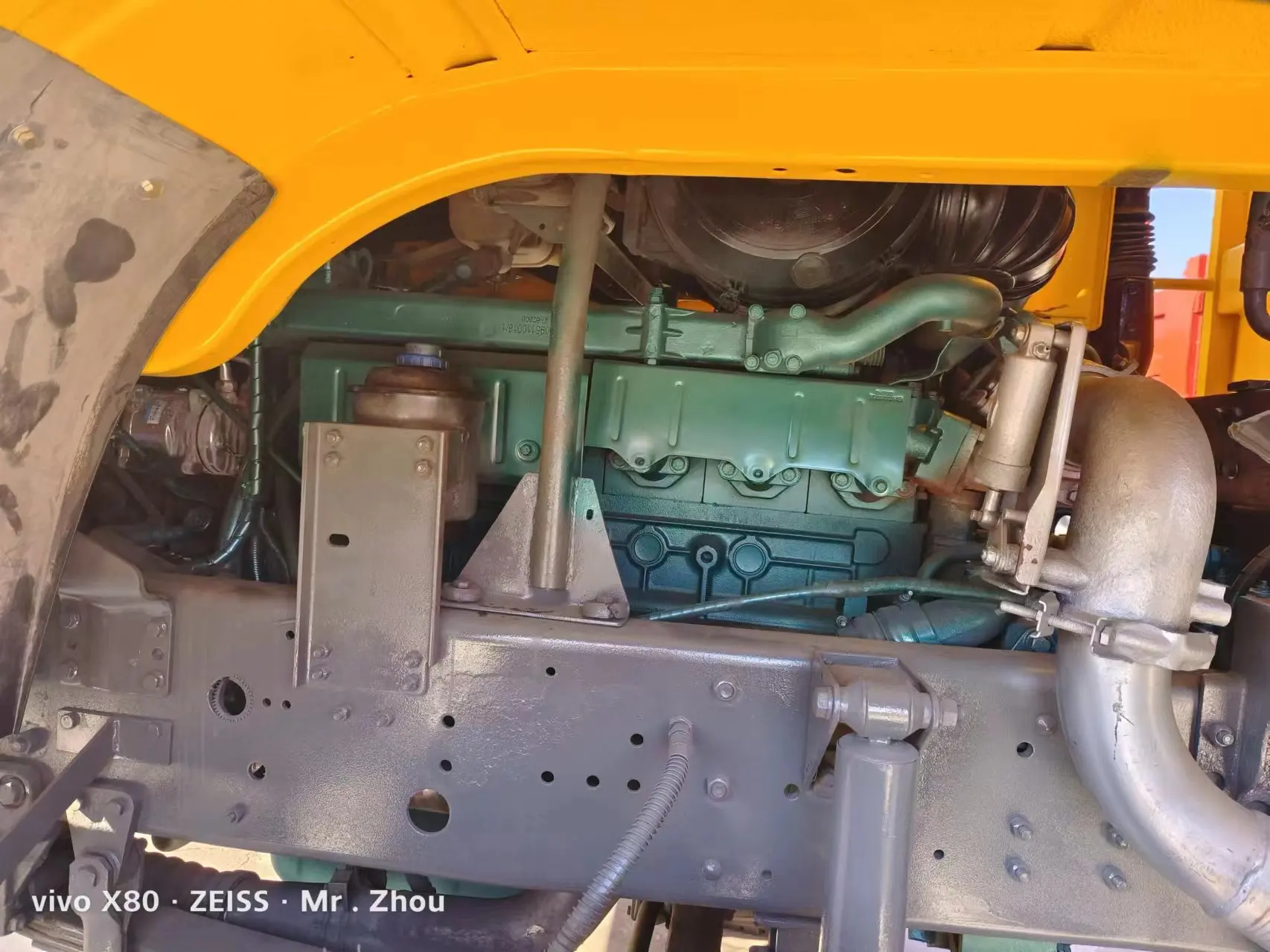 Подержанный китайский бренд Sinotruk 8x4 375 л.с. 12 колес б/у самосвал Howo с хорошим состоянием для продажи