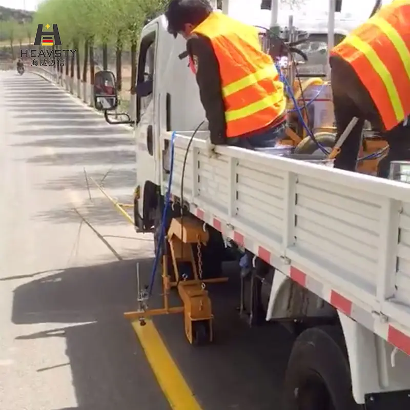 Street Construction Works pavement marking paint truck mounted drive cold spray airless road marking machine for cold plastic