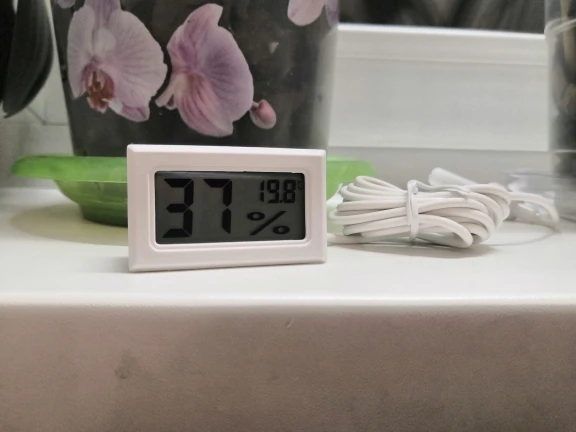 Mini Digital Humidity Meter Thermometer Hygrometer Sensor Gauge LCD Temperature Refrigerator