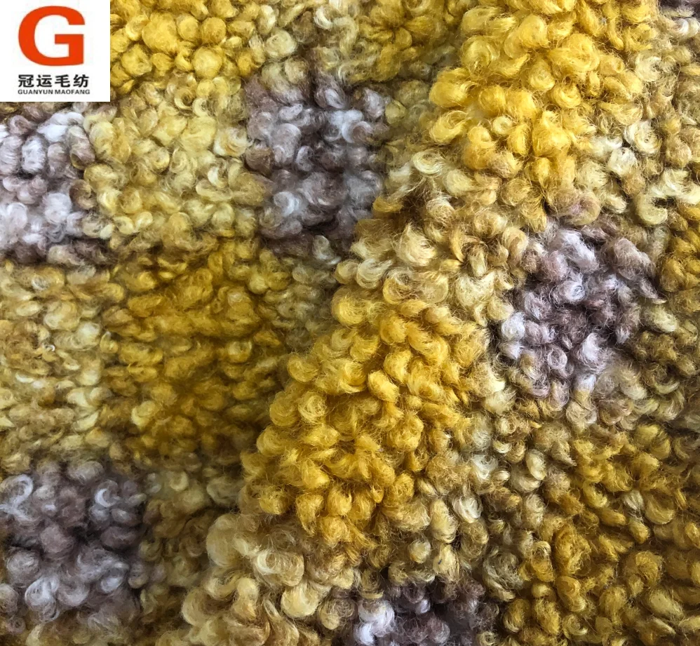 Boucle Fabric Fashion Design Classic Plaid Pattern 100% Polyester Knitted Fabric