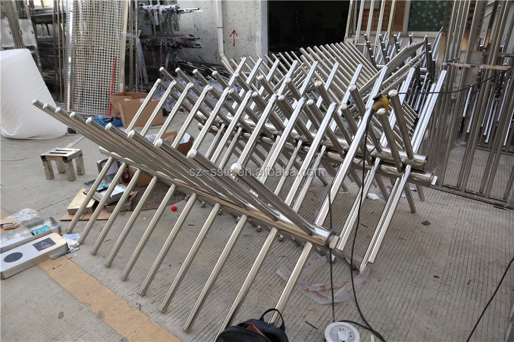 Anti-pinch One Door & Two Door Access Prison Security RFID Card and Fingerprint Access Control Dome Full Height turnstile Gates