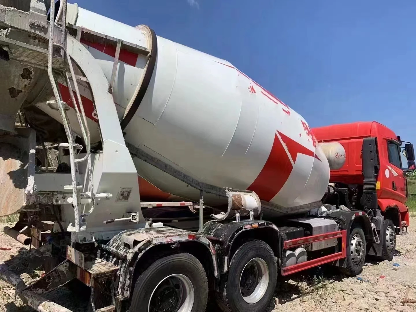 Sany Concrete Mixer Truck 21 Years Sany Lightweight 12 Square Used Mixer Truck Transporter For Construction Site