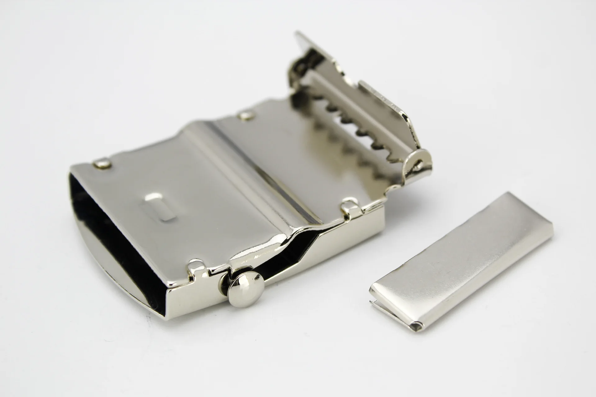 Excellent quality plating flip metal belt buckle with tail clip  adjust buckle copper military belt buckle 32*43.5mm