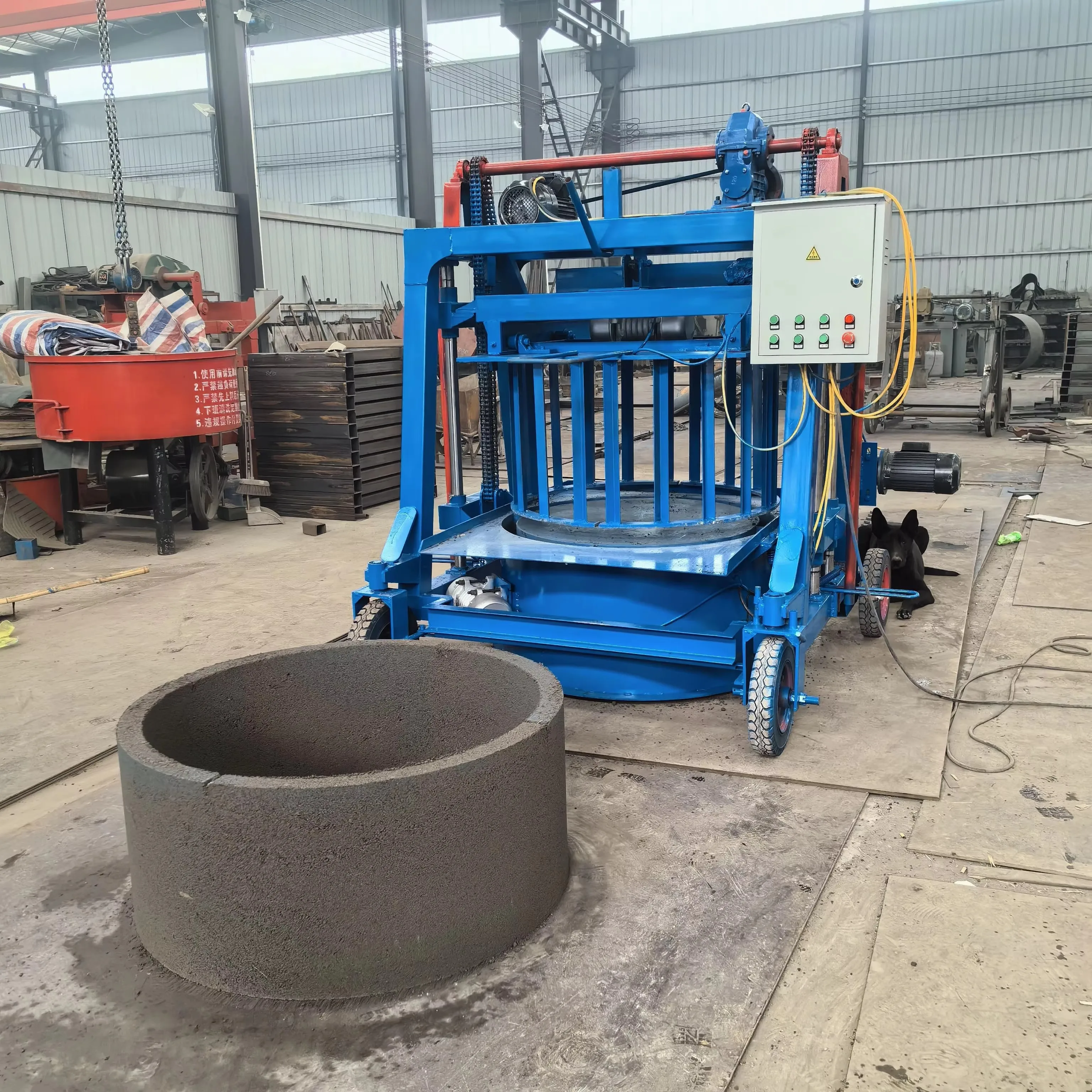 Mobile Precast Concrete Drainage Irrigation Canal Block Machine Producing concrete drainage canal with openings up to 300mm long
