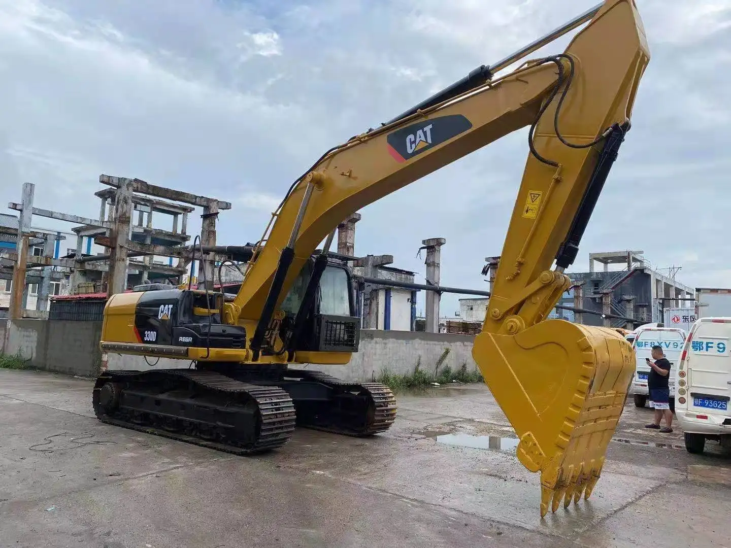 Б/у строительный экскаватор Caterpillar 330D машина для землеройной экскавации CAT 330DL