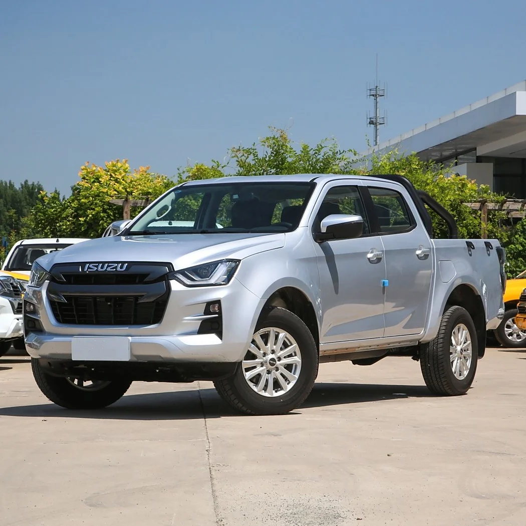 Cheap price sale pickup truck ISUZU Lingtuo petrol 2.0T 8AT best gasoline used car for spot made in china