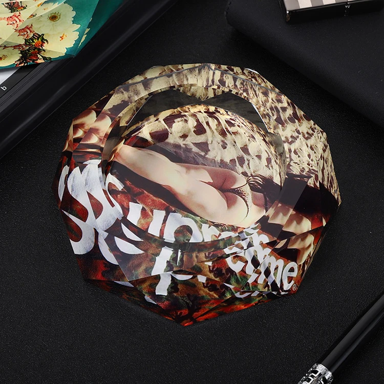 Wholesale Factory Directly Customization Images Octagon Luxury Glass Crystal Ashtray