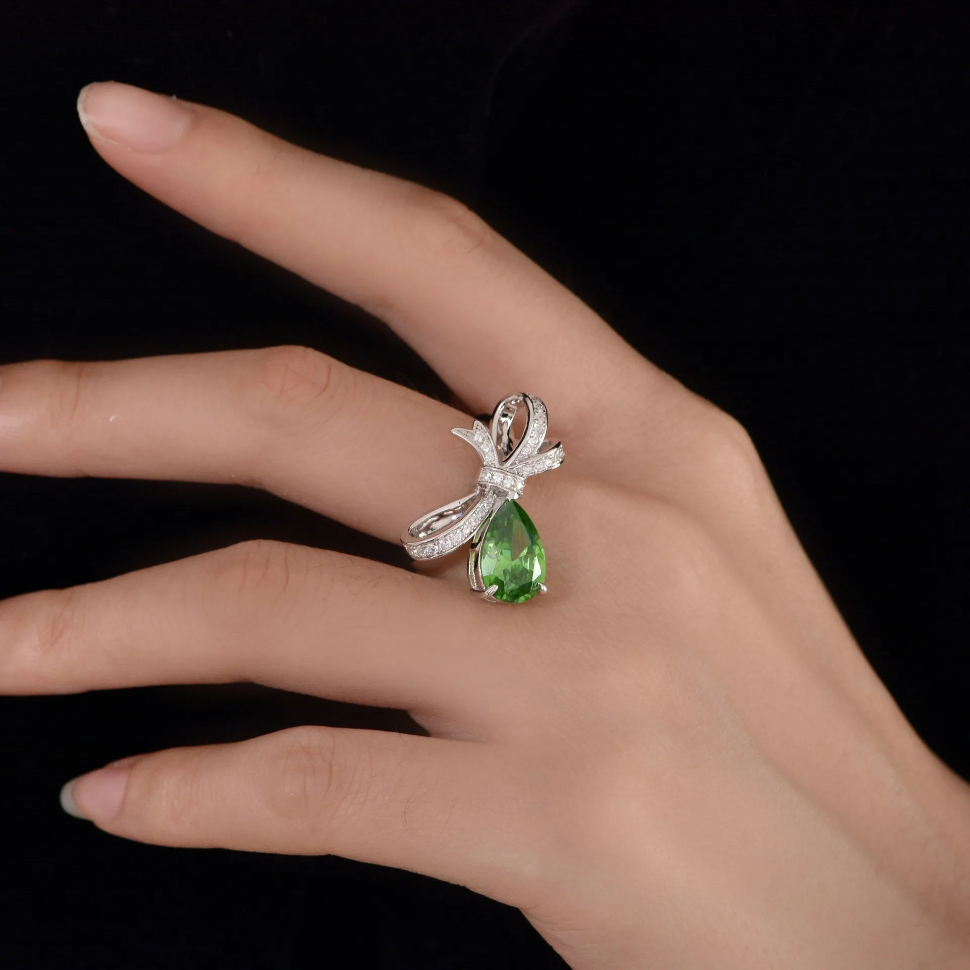 925 Sterling Silver Green Pear Stone Diamond Bow Knot Cubic Zirconia engagement rings jewelry for women
