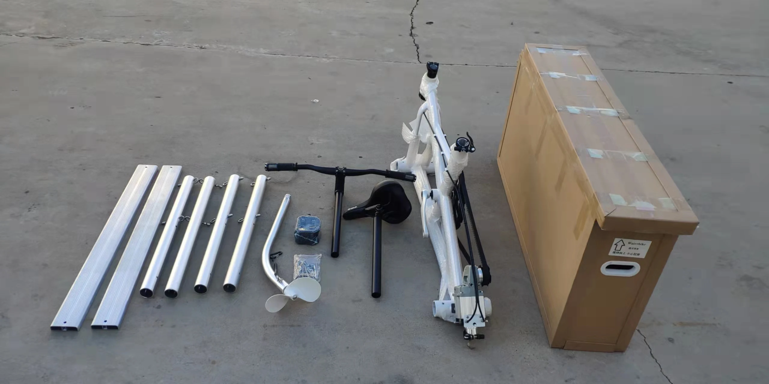 Tary 2022 Hot Selling Water Bikes For Inflatable Waterbike For Adults Water Bike Pedal Bicycle Water Bicycle