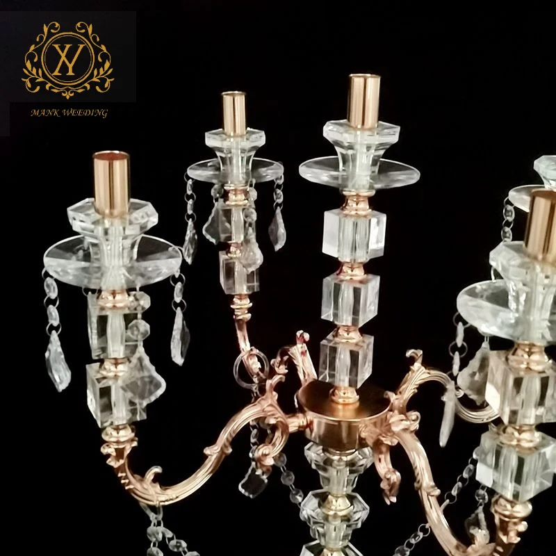 Retro Candelabras Electroplated Golden Crystal Candlestick Tall Metal Wedding Candle Holder for Party Decoration