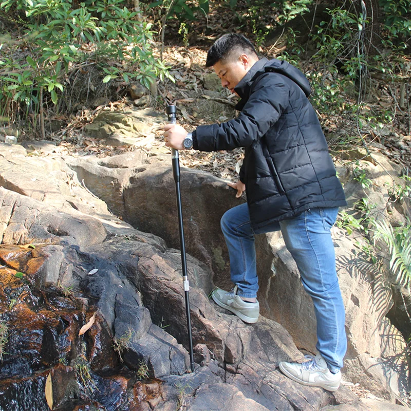 Multifunctional Adjustable Telescopic Aluminum Alloy Hiking Walking Stick Trekking Poles For Hiking Collapsible Self Defense