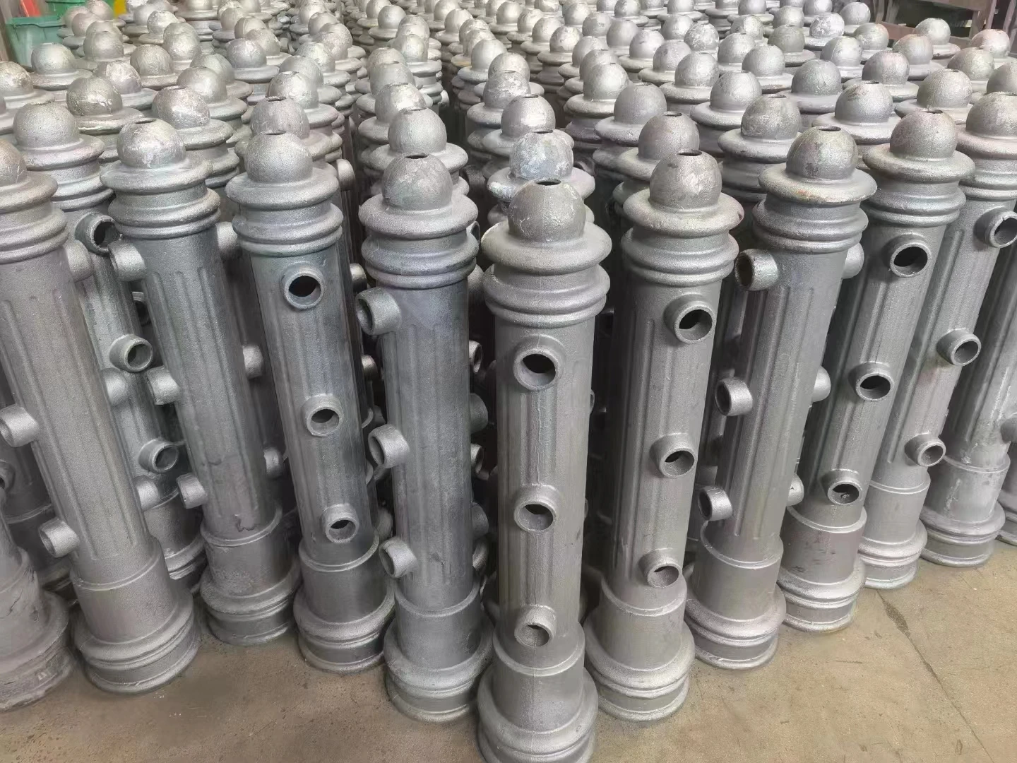 Дорожный столбик из ковкого чугуна