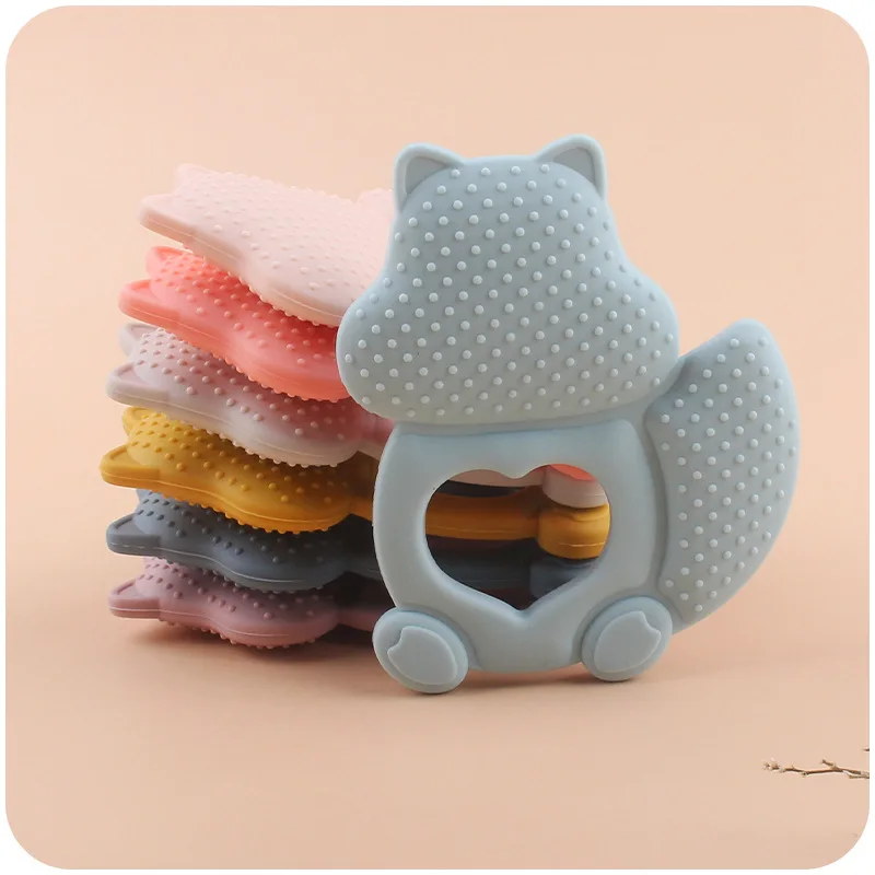 Cute Squirrel Shape Baby Silicone Teething Toy Food Grade Portable Easy To Clean Silicone Baby Teether