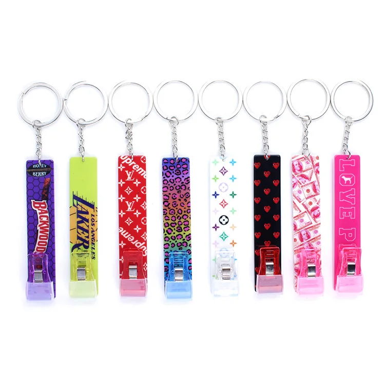 FanYue 2022 ins trendy product card grabber keychain key chain for long nails credit card debit card keychain bulk