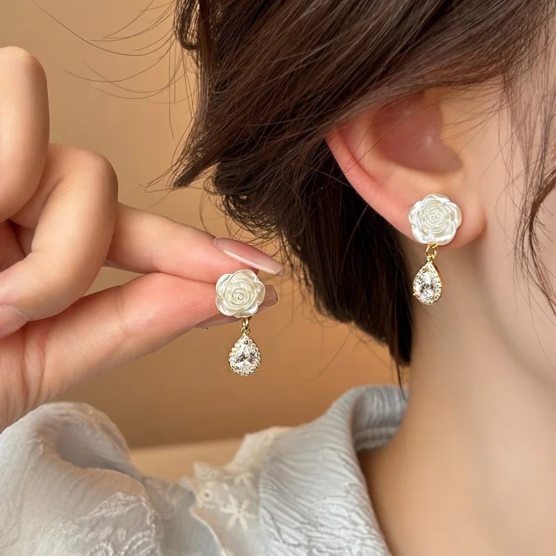 Wholesale Exquisite Earrings S925 Silver Needle Waterdrop Crystal Camellia Shaped Pendant Earrings for Girls