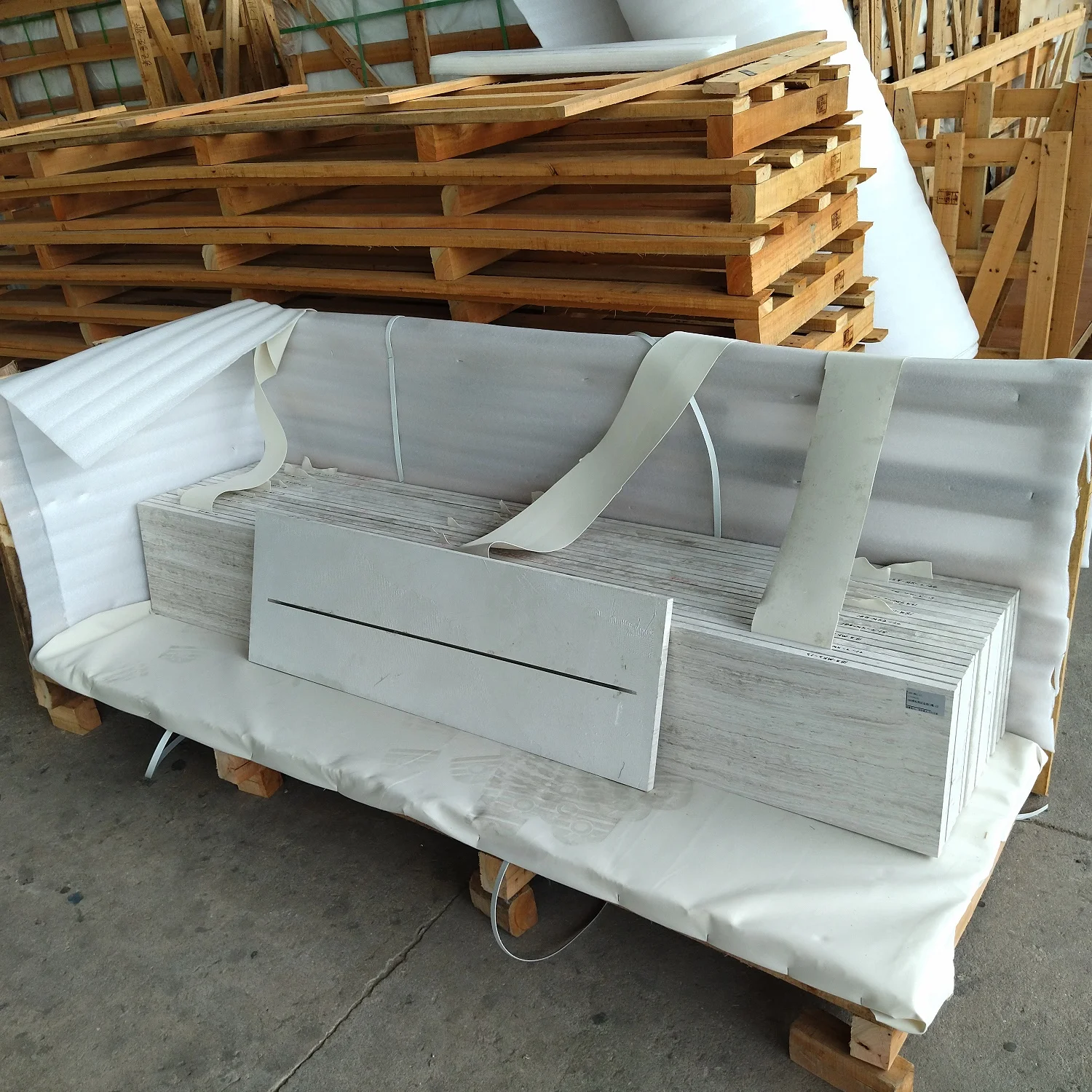 Factory Price Nature White Marble China Guangxi White Marble for Kitchen Countertop Coffee Table