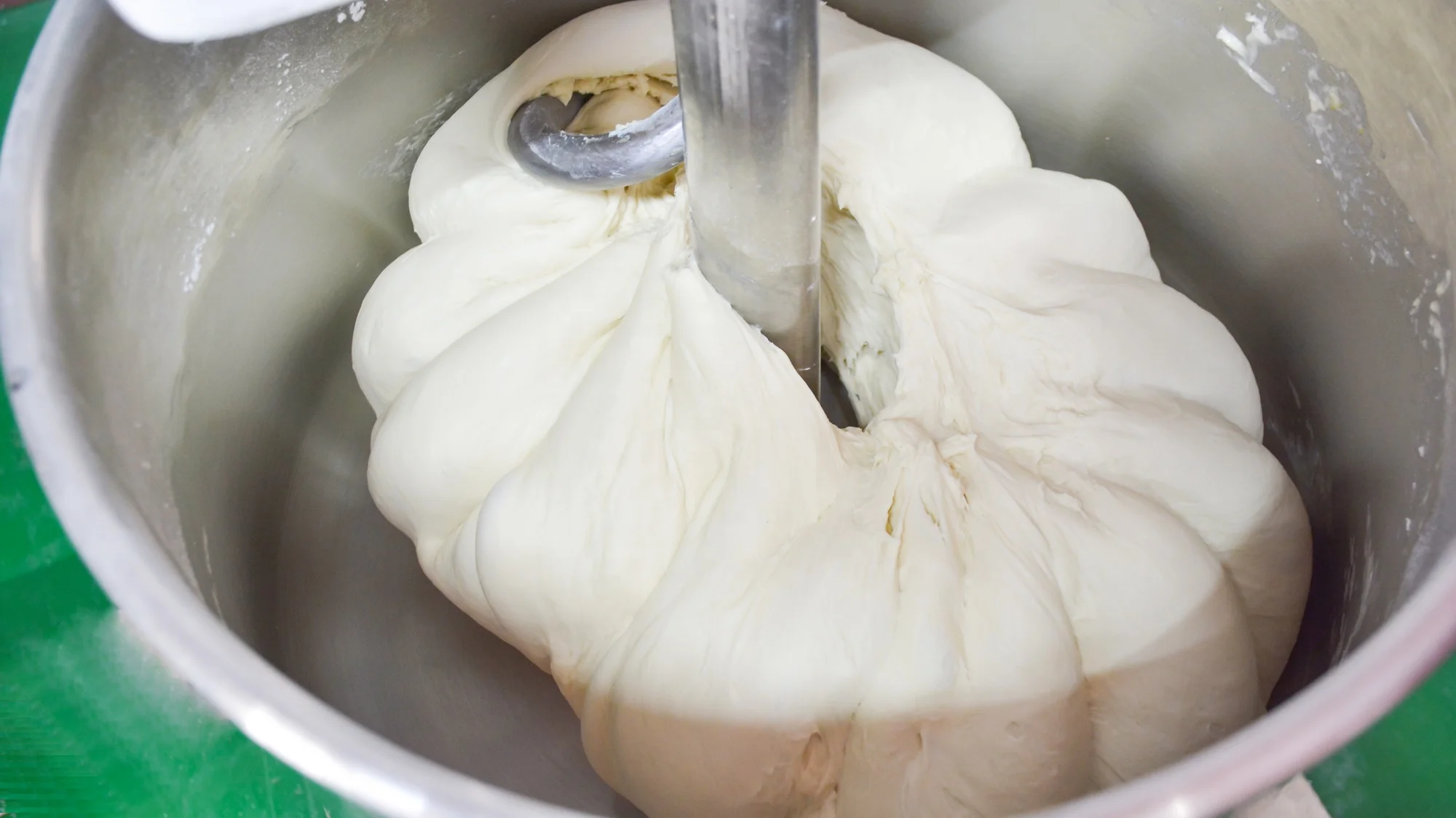 5kg 8kg 12kg 16kg 20kg 25kg 30kg 40kg 50kg 100kg Kneader Pizza Dough Bakery Flour Mixer Machine Spiral Mixer Bread Dough Mixer