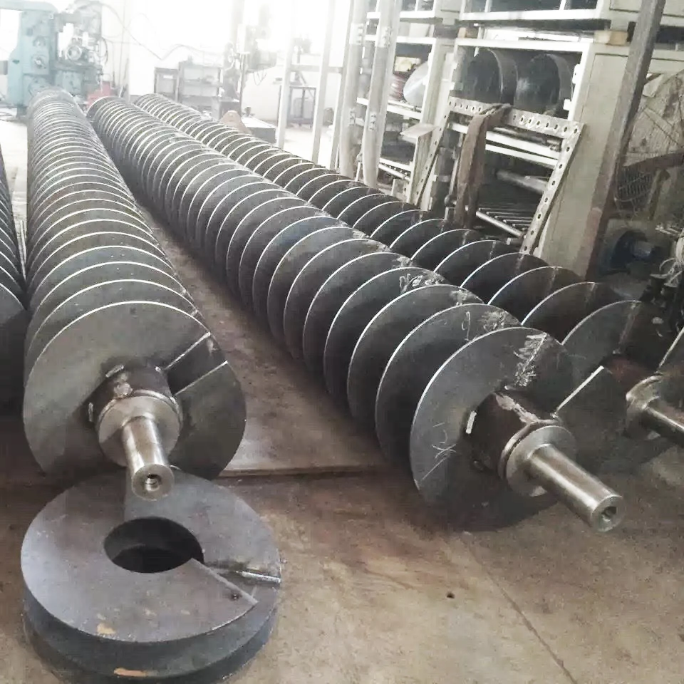 Shafted & shaftless винтовое лезвие завод, непрерывное холоднокатаное спиральное лезвие из нержавеющей стали