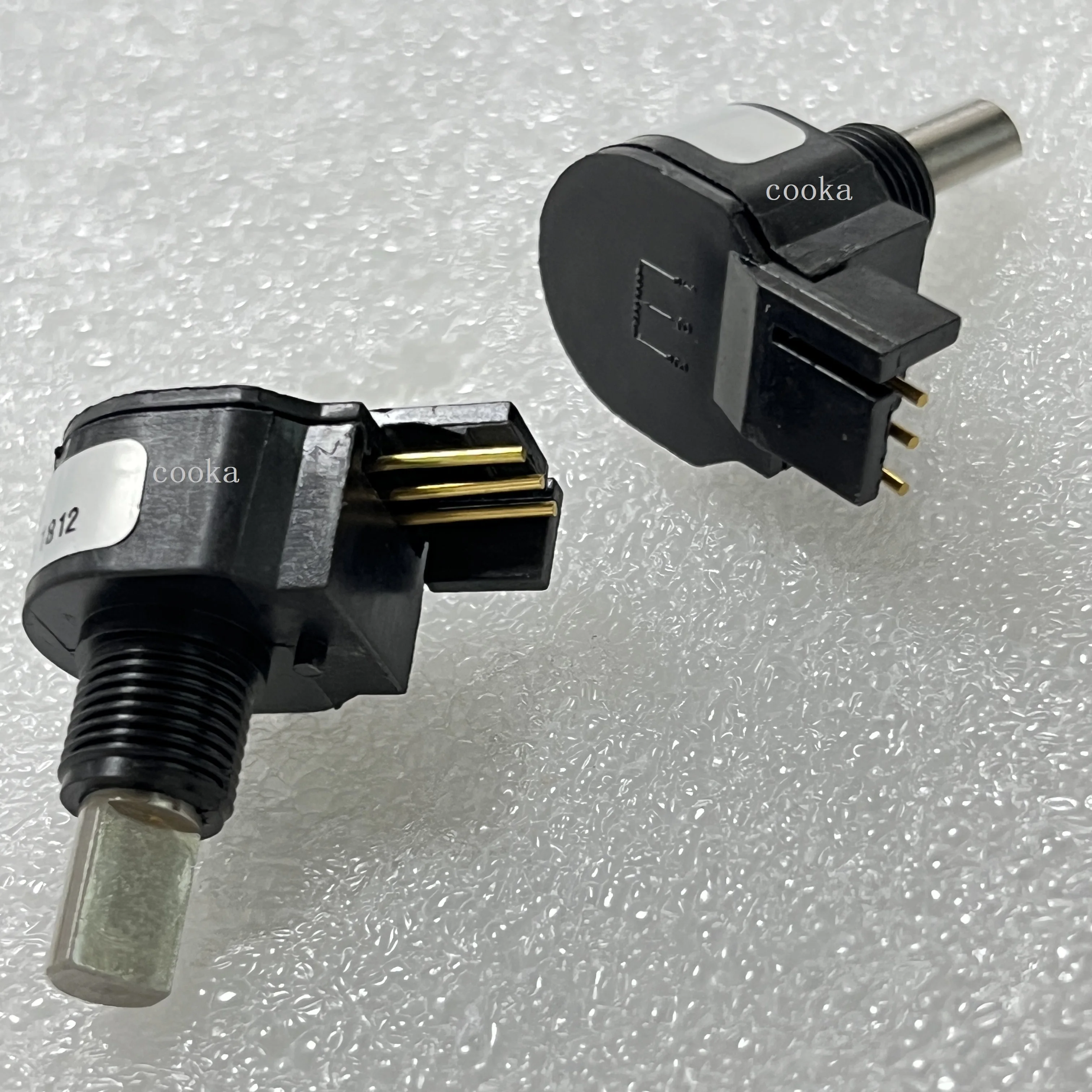 Clarostat potentiometer  SA1CB1A103 SA1NB1A103 SA2NE1A103 SA5NE1A102 SC1CB1A502 SC1CC1A103 sensor