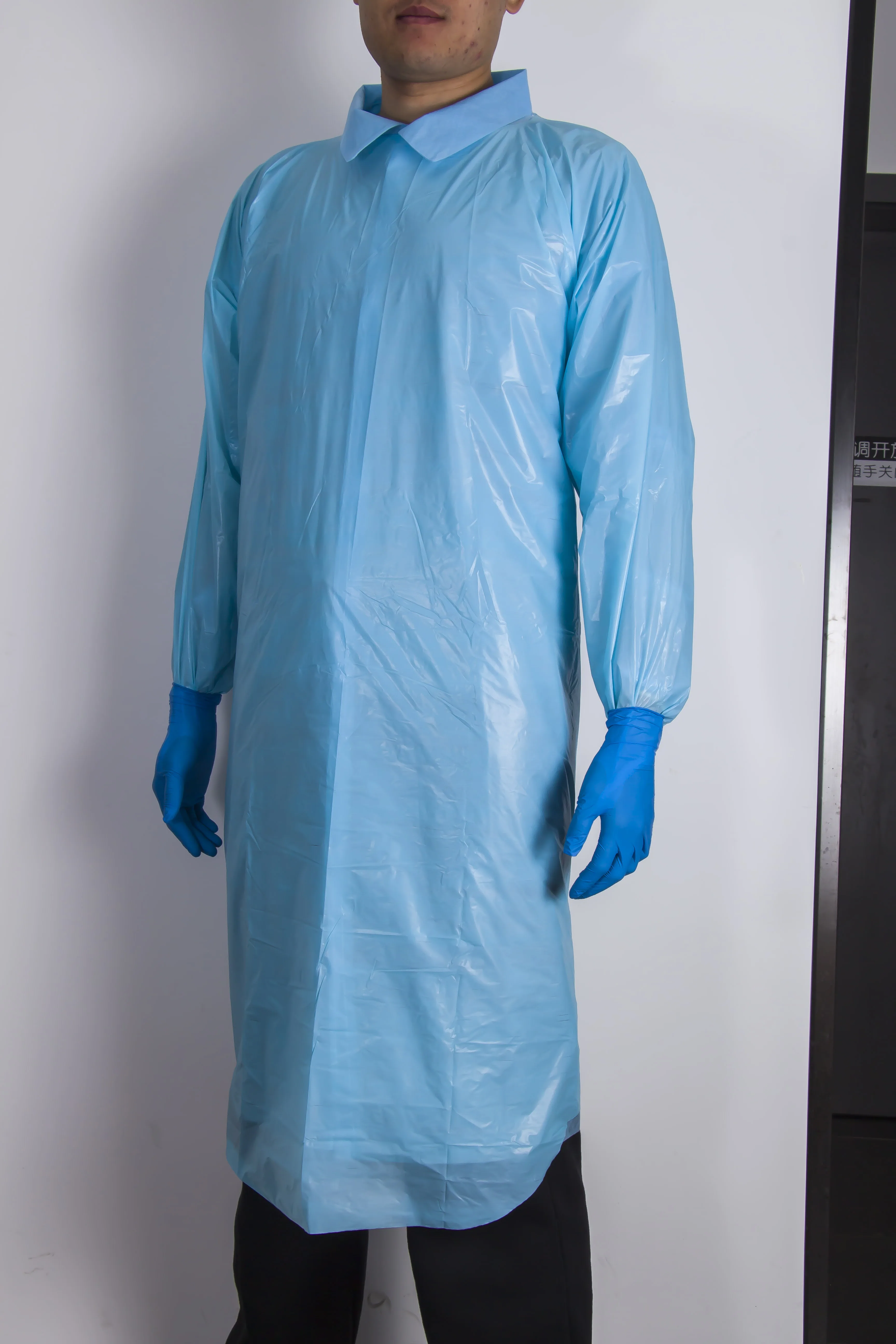 Wholesale China Manufacturer Waterproof Plastic Disposable CPE Gown