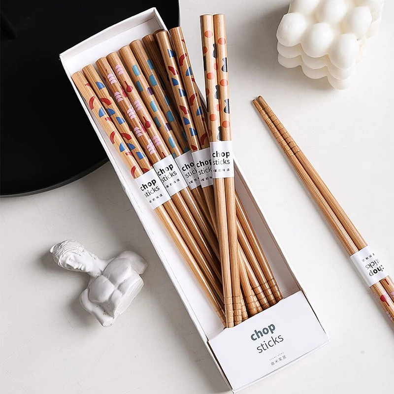 Wholesale 8 Pairs Japanese  Print Box Packed Reusable Chopsticks Non-slip Gift Bamboo Chopsticks