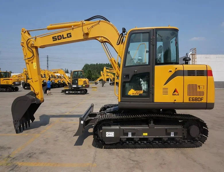 China sdlg 8 ton hydraulic excavator E680F