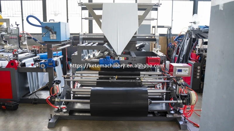 Высокоскоростная автоматическая машина для производства пластиковых пакетов