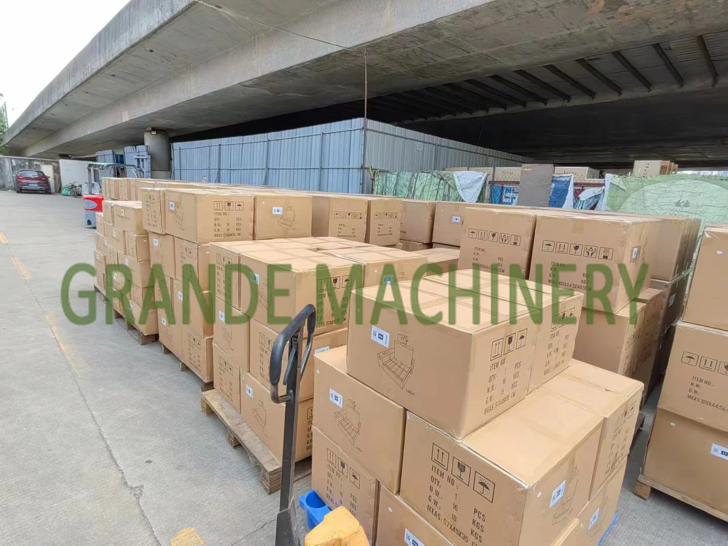 Lokma Donut Ball Pon De Ring Mochi Machine A Donuts With Chocolates Strawberries Belshaw Donut Machine