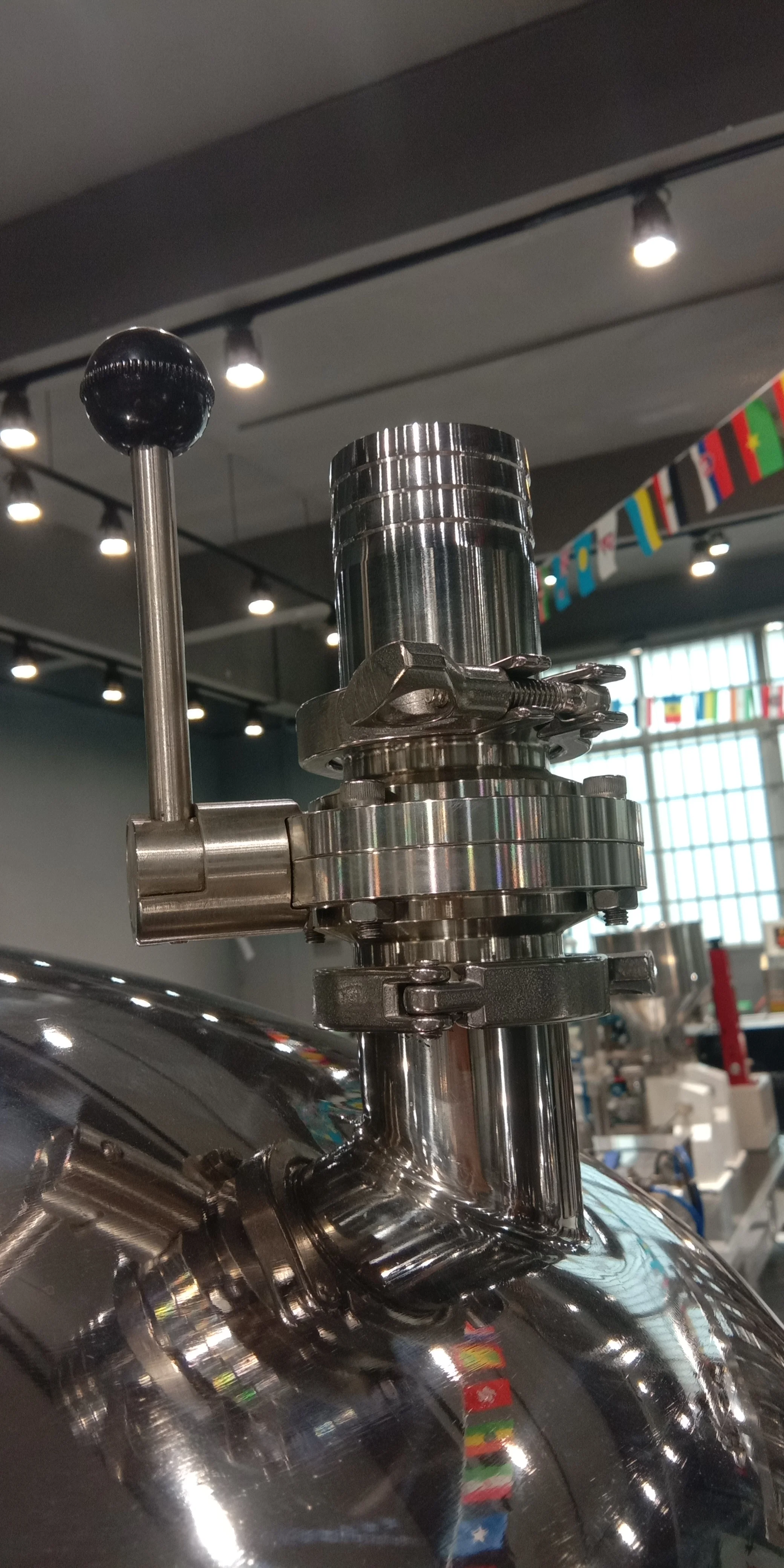 Stainless steel cosmetic storage tank milk storage tank