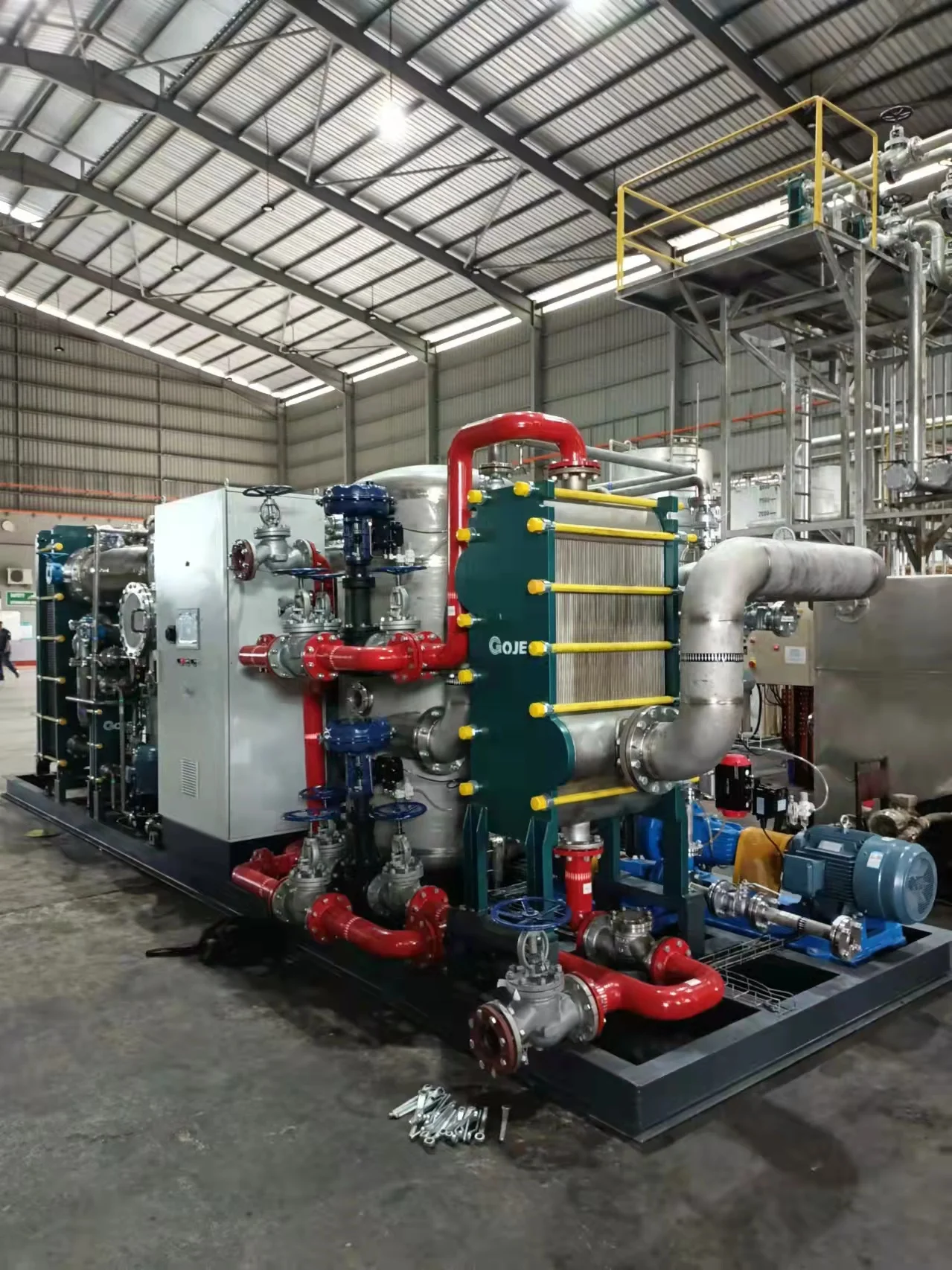 Industrial Falling Film Vacuum Evaporator for High-Salt Wastewater Crystallization