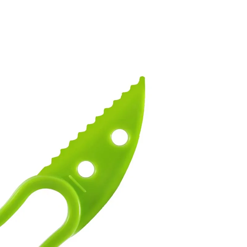 Multi-functional Kitchen Accessories Fruit Tools Avocado Cutter Peeler 3 in 1 Avocado Slicer With Cover