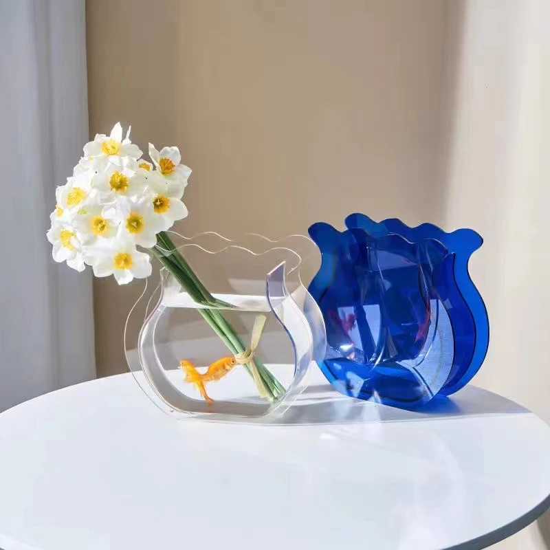 Wholesale colorful acrylic small fish tank transparent  vase home office ornaments small square transparent glassware