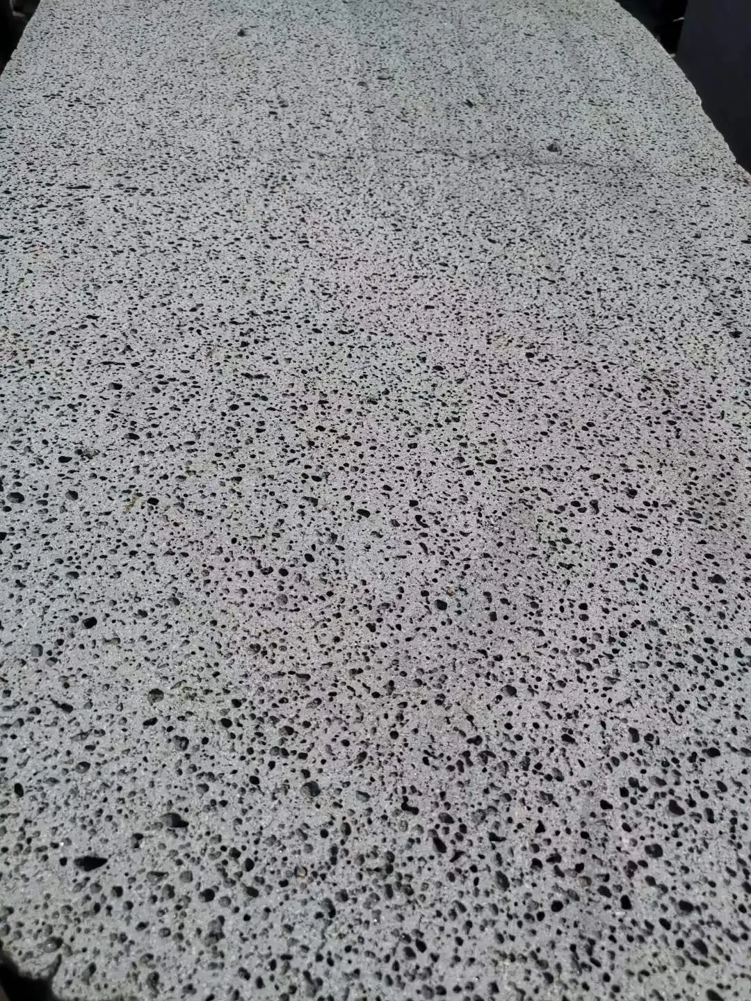 Good quality natural stone black lava volcanic stone tiles