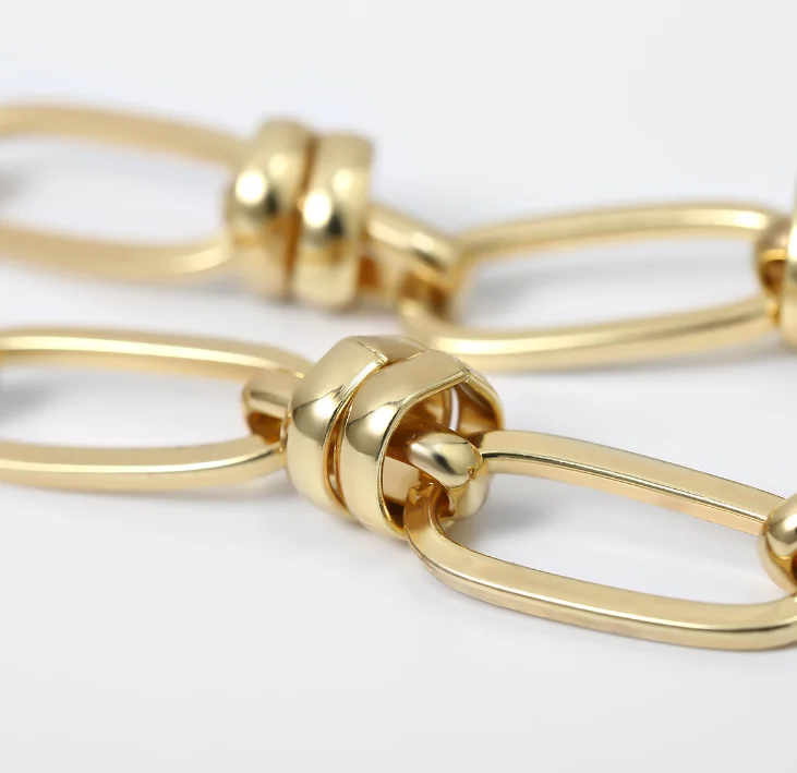 
XG1247 2020 women new simple ring chain necklace with metal hollow-out geometry 