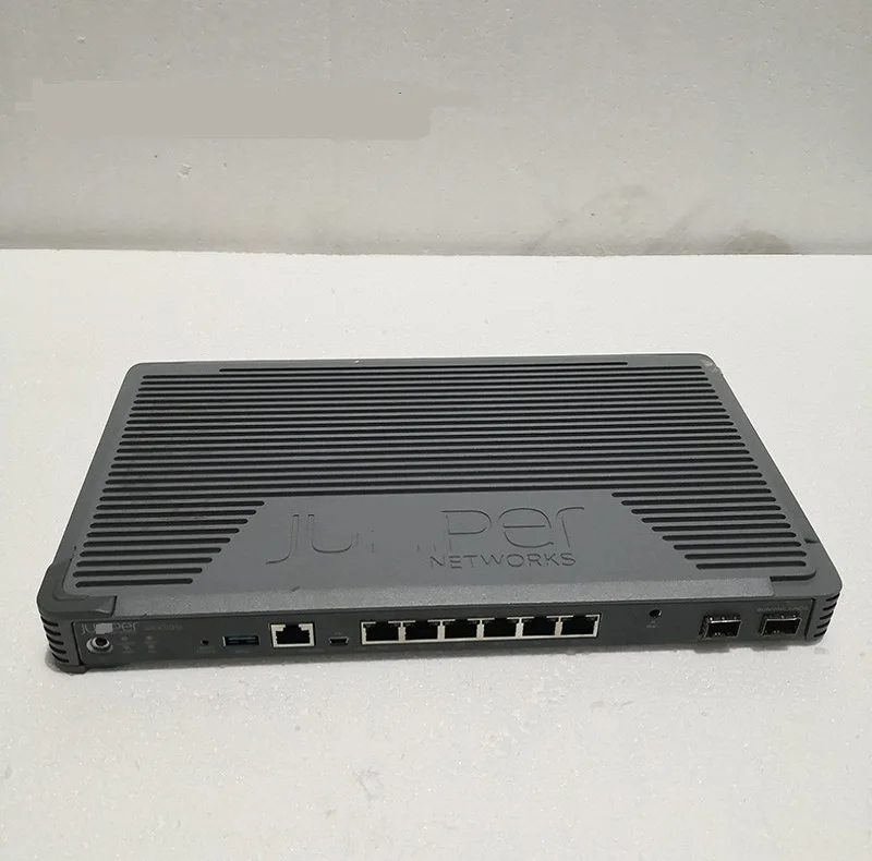 Сети SRX300 6-порт ворот обслуживаний брандмауэра