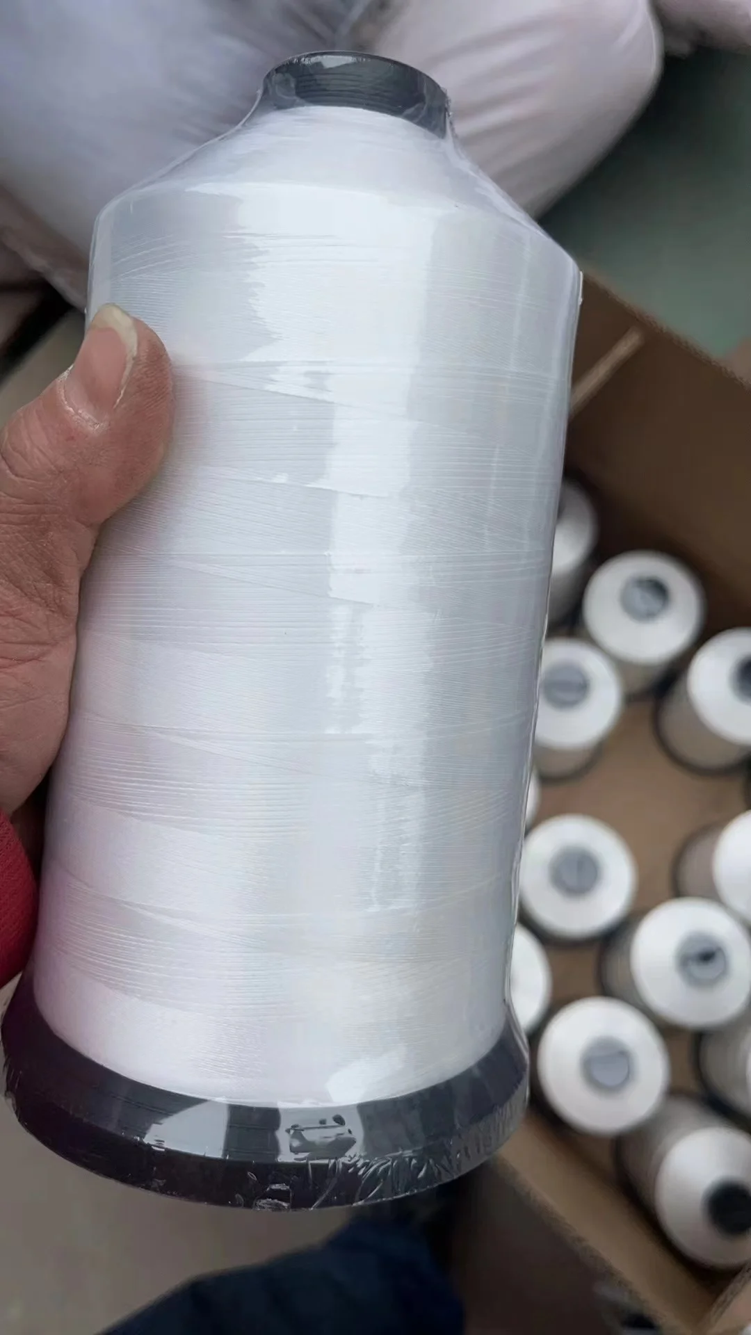 High Strength Top Sewing Thread Nylon Sewing Thread Tex 70 With High Tenacity Mattress Thread 210D/3  1kg per spool