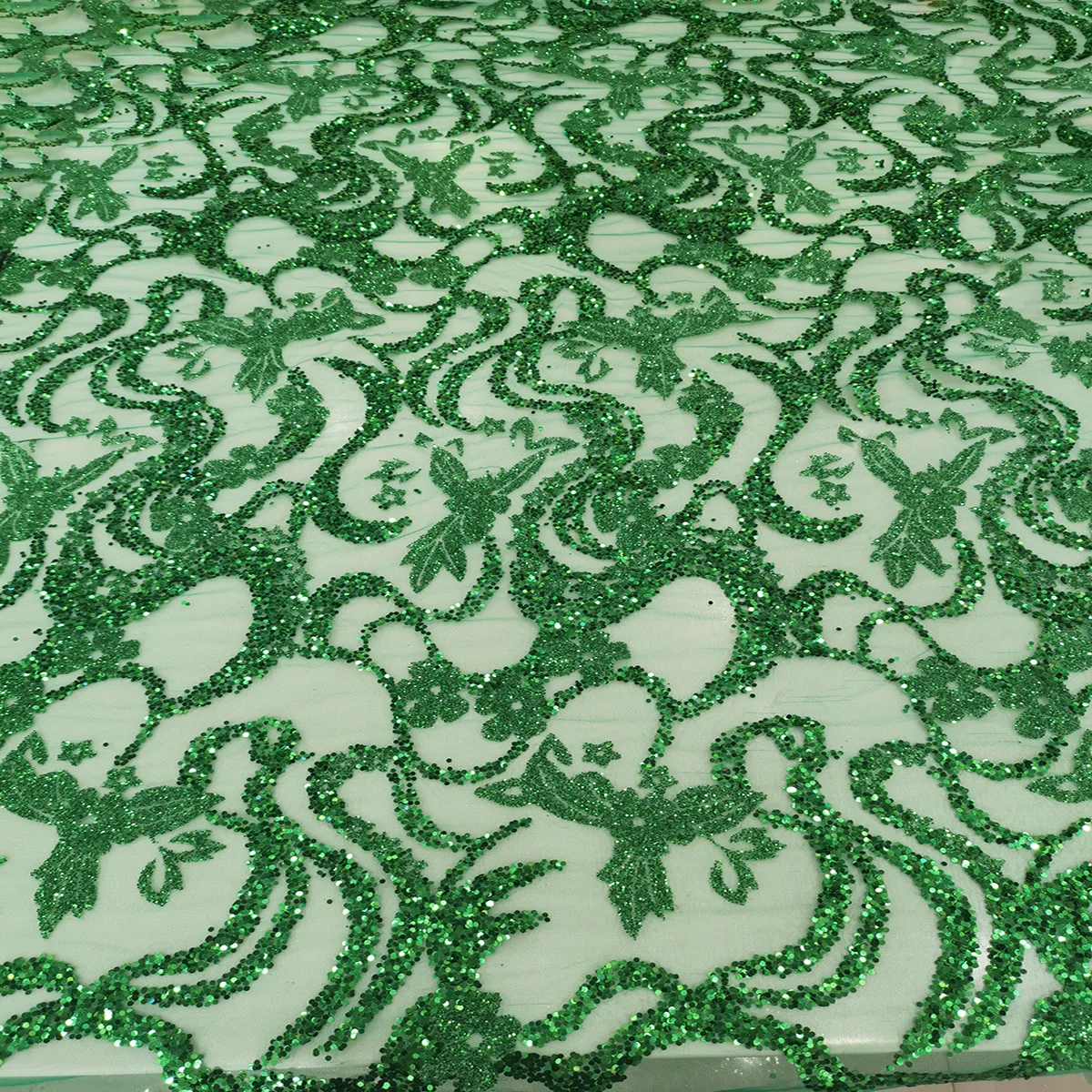 Latest Design Shining Red Dress Tulle Fabric Flower Pattern Glue Glitter French Net Sugar Lace By 5 Yards For Party Fashion Show