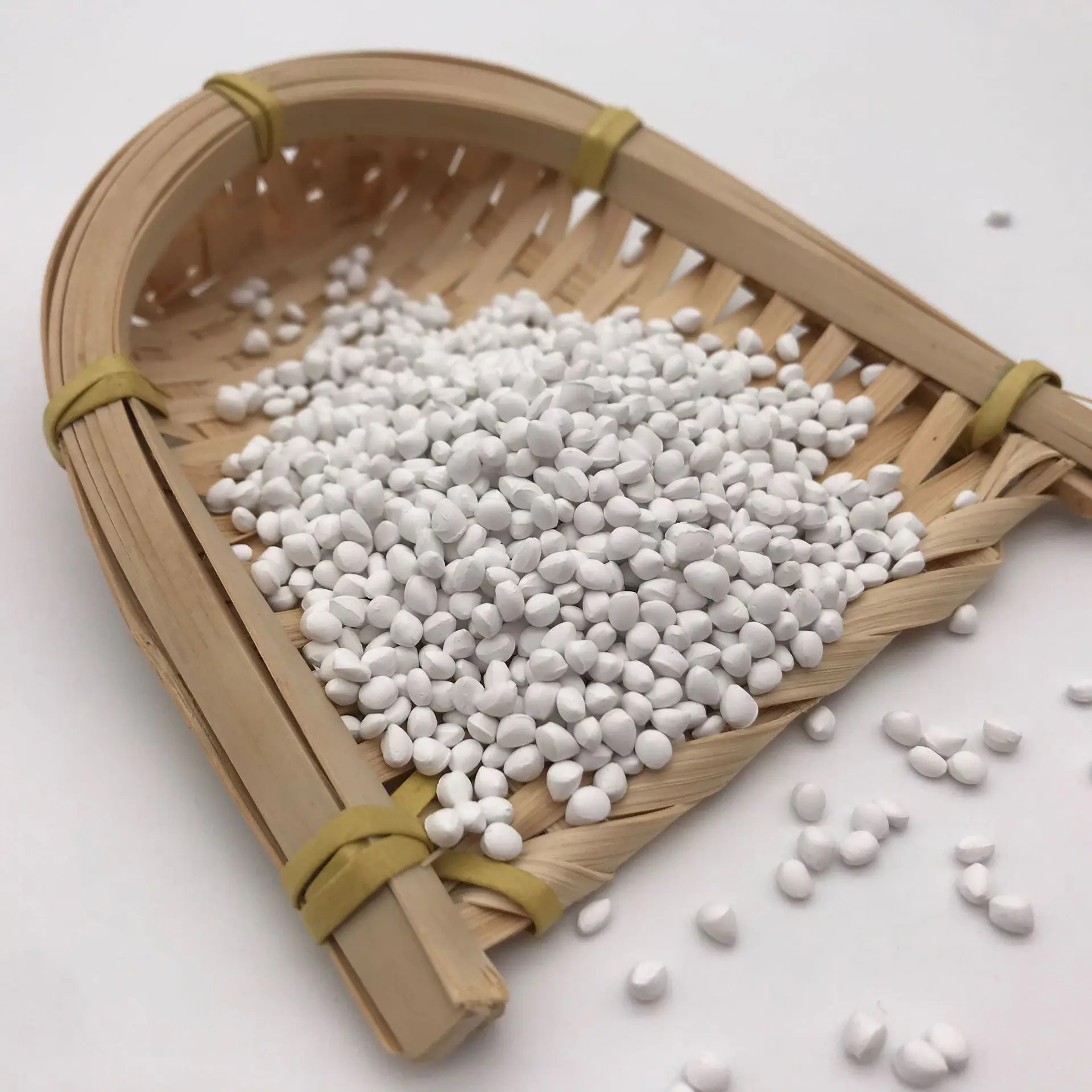 Top factory offer high purity sodium dichloroisocyanurate dihydrate for water treatment purposes cas:2893-78-9