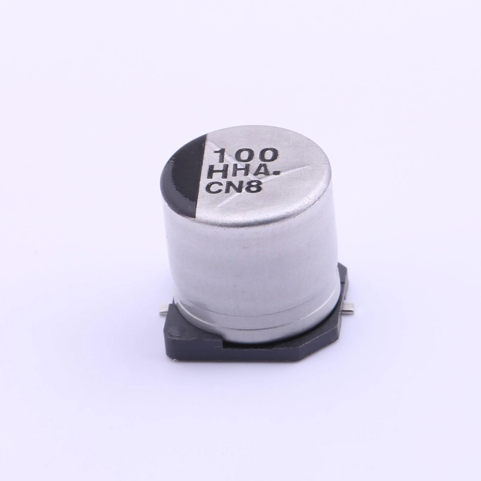 Chip type aluminum electrolytic capacitor 100uF 20% 50V  EEEHA1H101P