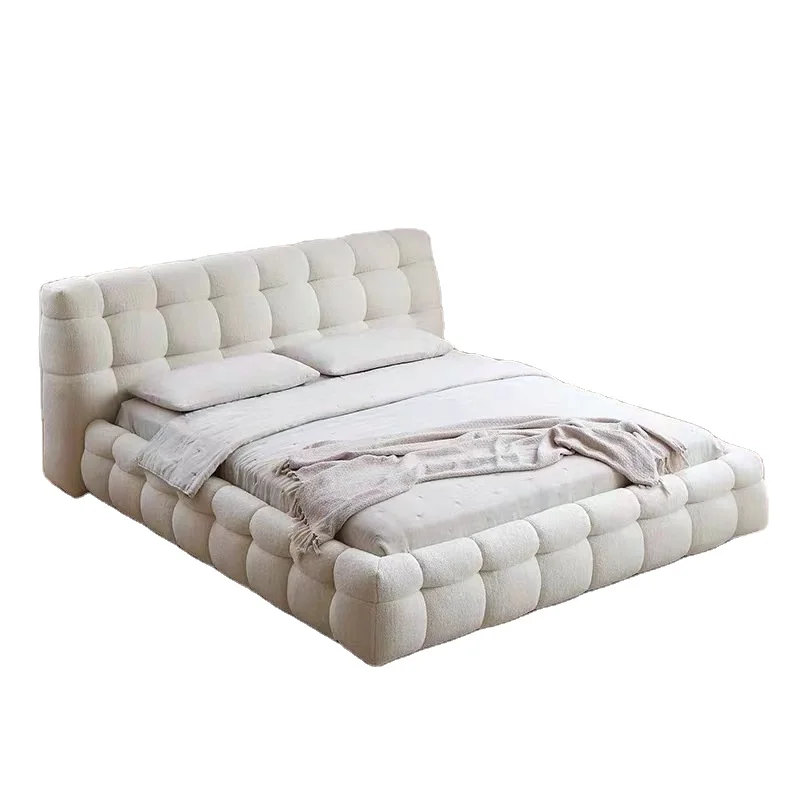 Master Bedroom Double 1.8m Velvet Modern Princess Bed High Quality Hotel Luxury King Size Bed Creative Designer