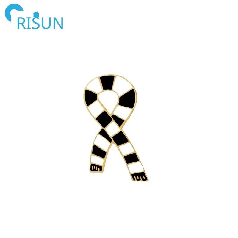 Manufacturer Metal Scarf Pin Custom Enamel Gold Plated Football Scarf Pin Badge Customized Foot Ball Team Logo Lapel Pin