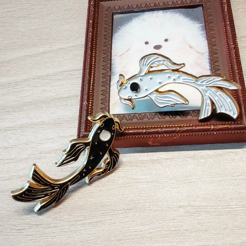 Hot Selling Custom Black Nickel Plating Metal Soft Enamel Lapel Pin Badge Custom Enamel Pin