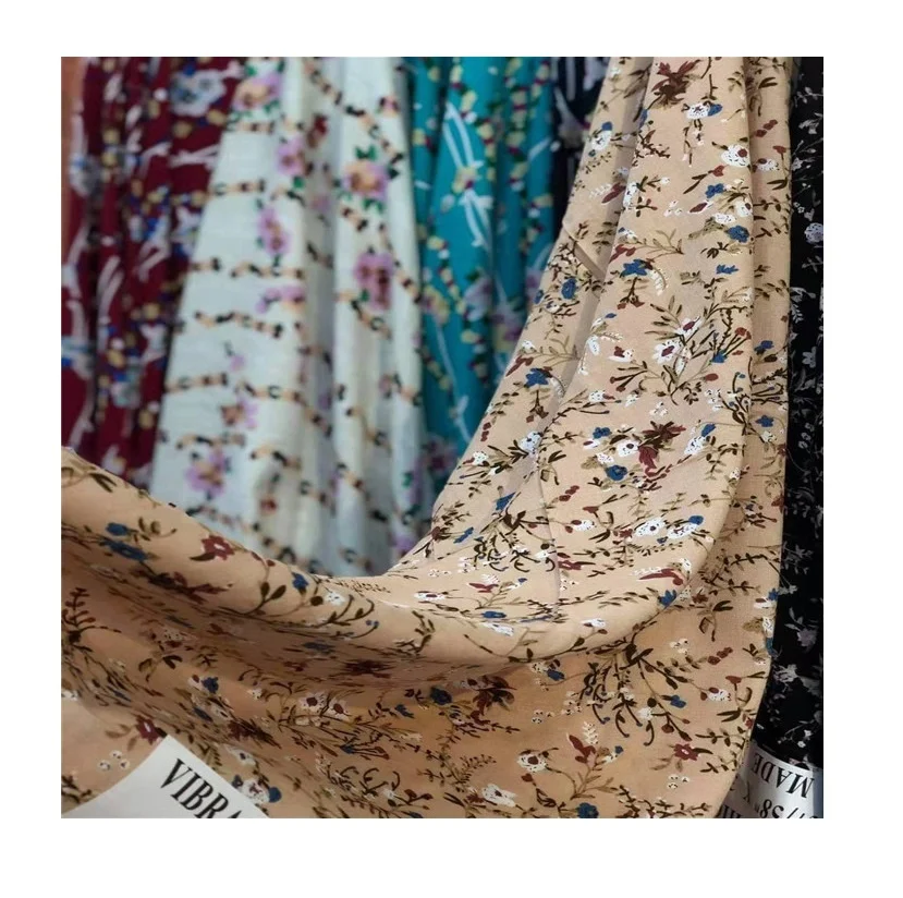 Cheap price floral patterns 45*45s rayon print fabric viscose challis normal print fabric woven plain fabric for women garments