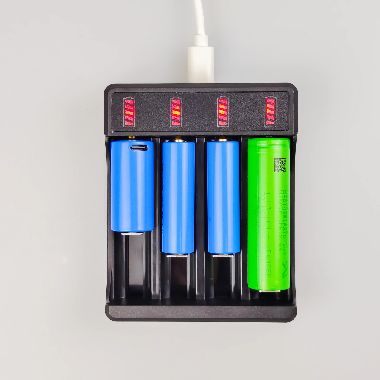 YaDan AAA 10440 1.5V 3.7V 740mWh Li-Ion Battery Torch Light Type-C USB Recharge AAA Battery With Charger