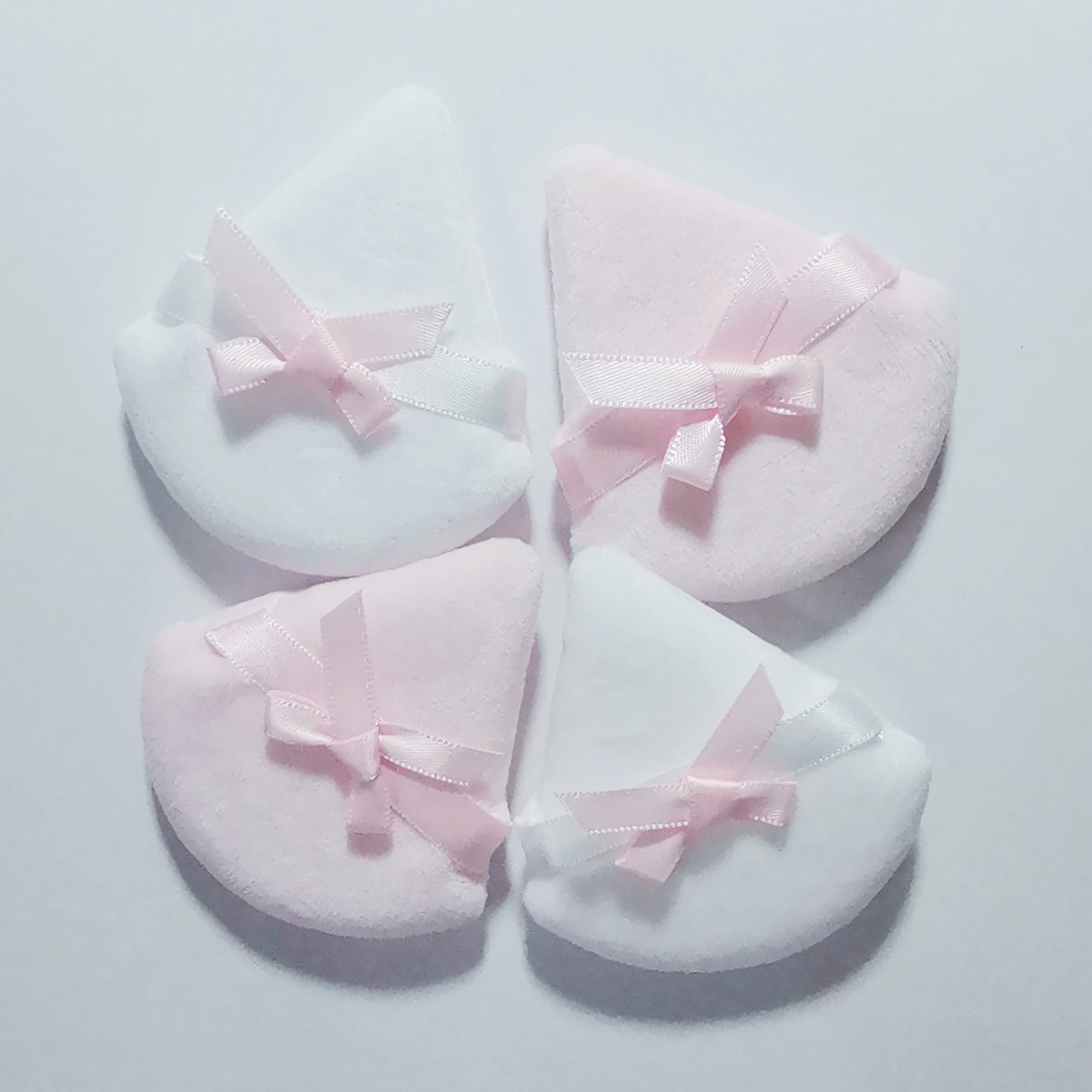 New Arrival Pink Bow Powder Puff Soft Skin Friendly Makeup Sponge For Powder Triangle Cosmetics Puffs Custom Logo and Packaging