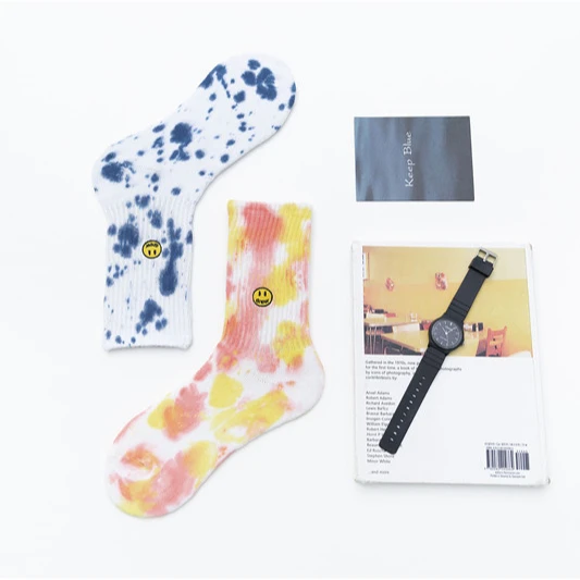 Factory direct sale fashion smiley face pattern soft color tie-dye girls stockings