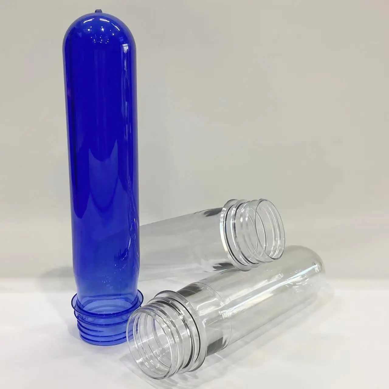 GOOD Quality 5 Gallon PET Preform For 20L Plastic Mineral Water Bottle 45mm 55mm 750g PLastic Bottle Preform with Press Lids